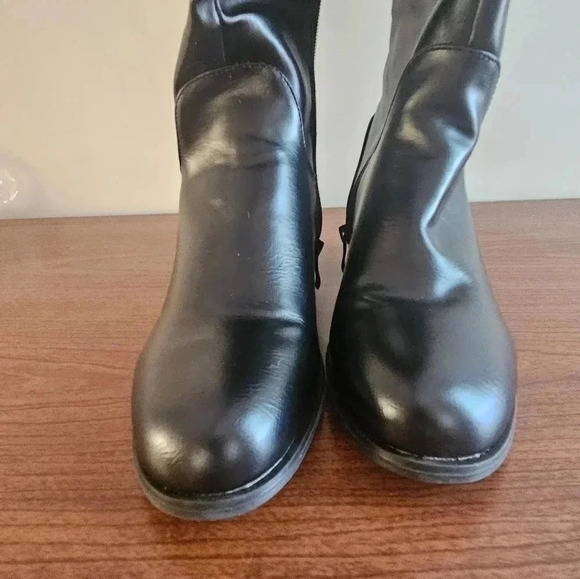 Catherine Malandrino Knee High  Pearl Style Boots SIZE 8 EUC - Picture 6 of 6